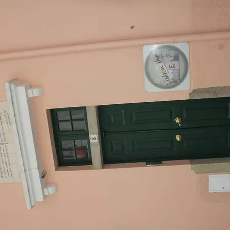 Lisbon Inn Apartments شقة
