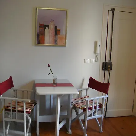 Lisbon Inn Apartments דירה *